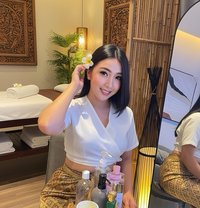 Boonta Cute professional massage - puta in Riyadh Photo 2 of 6