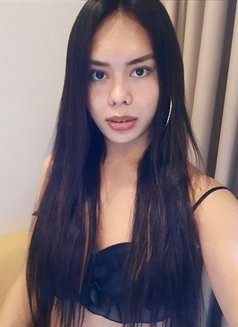 Booty Canary Eliea - Transsexual escort in Makati City Photo 4 of 14