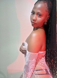 Booty Licious - puta in Nairobi Photo 5 of 9