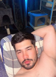 Boraan - Male escort in Dubai Photo 3 of 4