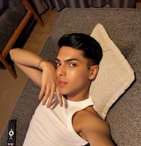 Boran - Male escort in İstanbul