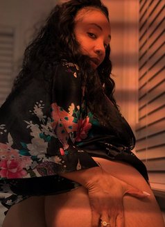 Boranes - escort in Amsterdam Photo 2 of 5