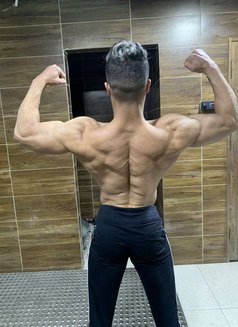 Boreo - Male escort in Cairo Photo 11 of 25