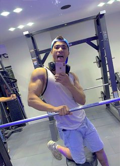 Boreo - Male escort in Cairo Photo 16 of 25