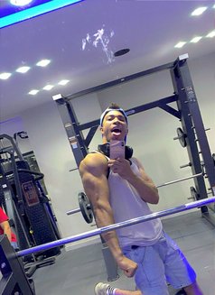 Boreo - Male escort in Cairo Photo 18 of 25