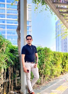 Born to Shine - Male escort in Gurgaon Photo 11 of 11