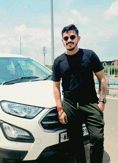 Born to Shine - Male escort in Kolkata Photo 11 of 11