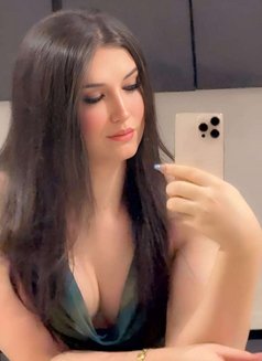 Boshra - Agencia de acompañantes transexuales in Riyadh Photo 21 of 25