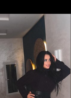 Boshra - escort in Abu Dhabi Photo 6 of 6