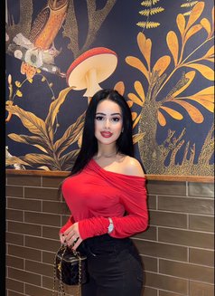 Boshra - escort in Abu Dhabi Photo 3 of 11