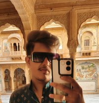 Boss - Male adult performer in Indore