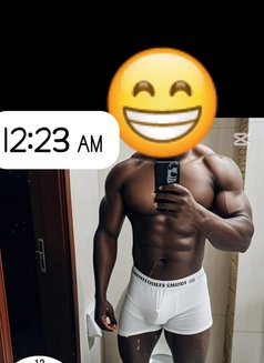 Boss - Male escort in Nairobi Photo 2 of 2