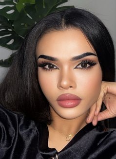 Both Big cock & long - Acompañantes transexual in Al Manama Photo 18 of 21