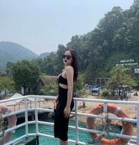 Feminine ladyboy in Abu dhabi - Transsexual escort in Abu Dhabi Photo 9 of 10