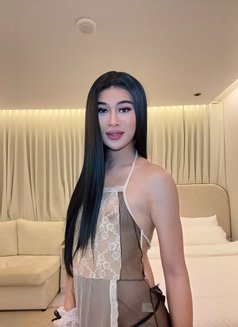Both children massage - Transsexual escort agency in Riyadh Photo 6 of 6