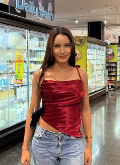 Botiga - Acompañantes transexual in Phuket Photo 5 of 9