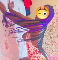 Slender waist Lilly bouncy papaya boobs - puta in Pune Photo 6 of 6