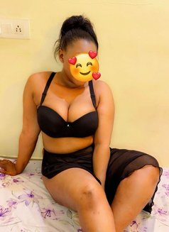 Bouncy Melon Boobs Tasha Big Booty - puta in Pune Photo 7 of 9