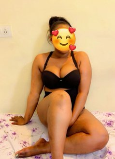 Bouncy Melon Boobs Tasha Big Booty - puta in Pune Photo 8 of 9