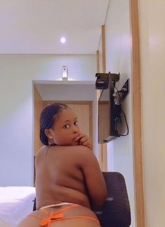 Juicy papaya boobs Bella/chocolate booty - escort in Mumbai Photo 14 of 17