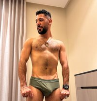 Bov - Acompañante masculino in Riyadh