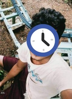 Boy 24y for woman and girl - Male escort in Kandy Photo 2 of 4