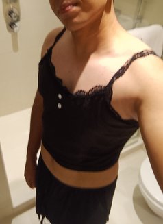 Boy 26 - Male escort in Dubai Photo 3 of 4