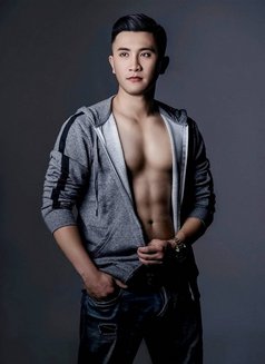 Boy Big Cock - masseur in Bangkok Photo 10 of 10