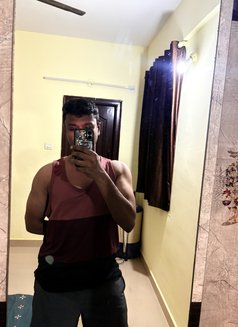 Boy Friend Experience, Massage Pleasure - Acompañantes masculino in Bangalore Photo 4 of 6