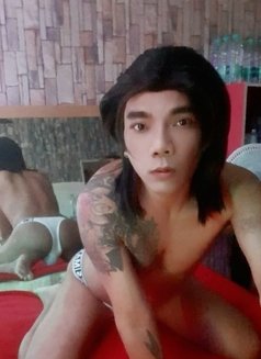 Boy Massage - Male escort in Dubai Photo 2 of 4