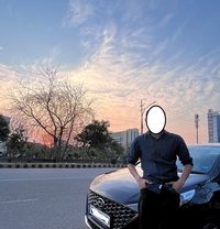 Massager & Escort for Female & Couple - Acompañantes masculino in Noida