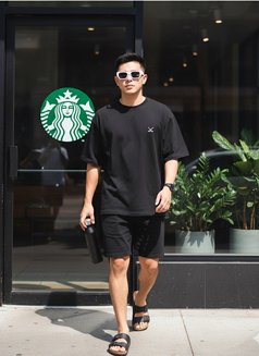 Boy Next Door Just Arrive - Male escort in Bangkok Photo 3 of 14