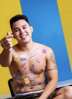 Boy Next Door Just Arrive - Male escort in Bangkok Photo 4 of 14