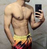 Boy Nik - Male escort in New Delhi