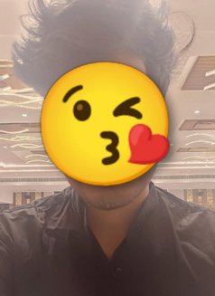 Boy Sunny Leone - Male escort in Hyderabad Photo 2 of 3
