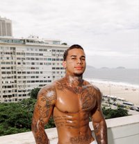 Brad Pro - Male escort in London