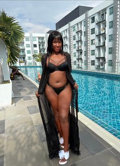 Bradie - escort in Mauritius Photo 4 of 4