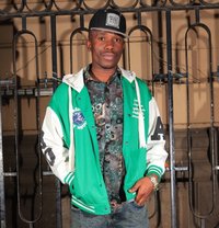 Bradon - Male escort in Nairobi