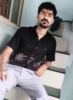 Braj - Acompañantes masculino in Indore Photo 5 of 5
