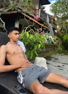 Bram Big Dick - Acompañantes masculino in Bali Photo 4 of 7