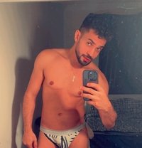 Brams Top - Acompañantes masculino in Dubai