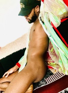 Brandon - Acompañantes masculino in Johannesburg Photo 8 of 9