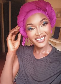 Brandy Ts - Acompañantes transexual in Nairobi Photo 3 of 6
