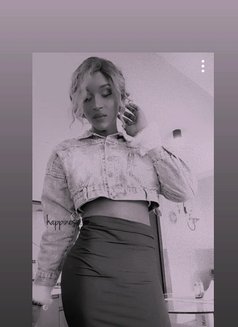 Brandy Ts - Acompañantes transexual in Nairobi Photo 6 of 6