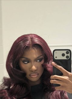 Bratz Doll - Transsexual escort in Lagos, Nigeria Photo 4 of 5