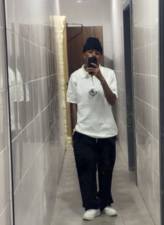 Brave4 - puta in Accra Photo 3 of 5