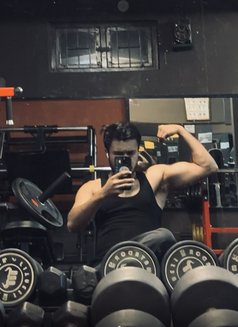 Braxton - Male escort in Kathmandu Photo 3 of 3