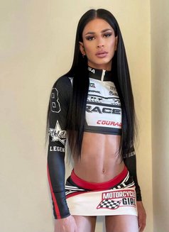 Brazilian Dominant - Transsexual escort in Dubai Photo 8 of 15