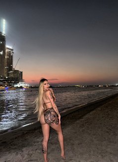 Brazilian girl Jade - puta in Dubai Photo 17 of 21