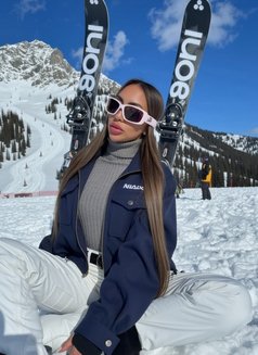 Brazilian girl Jade - escort in Dubai Photo 12 of 13